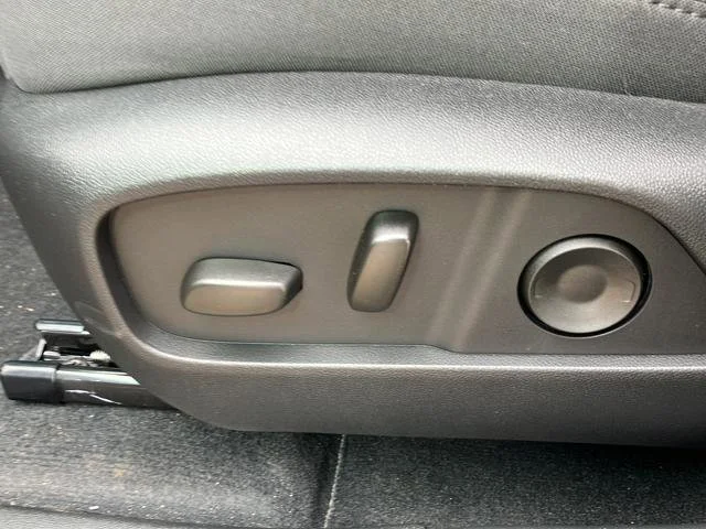 2026 GMC Terrain AT4 - Photo 28