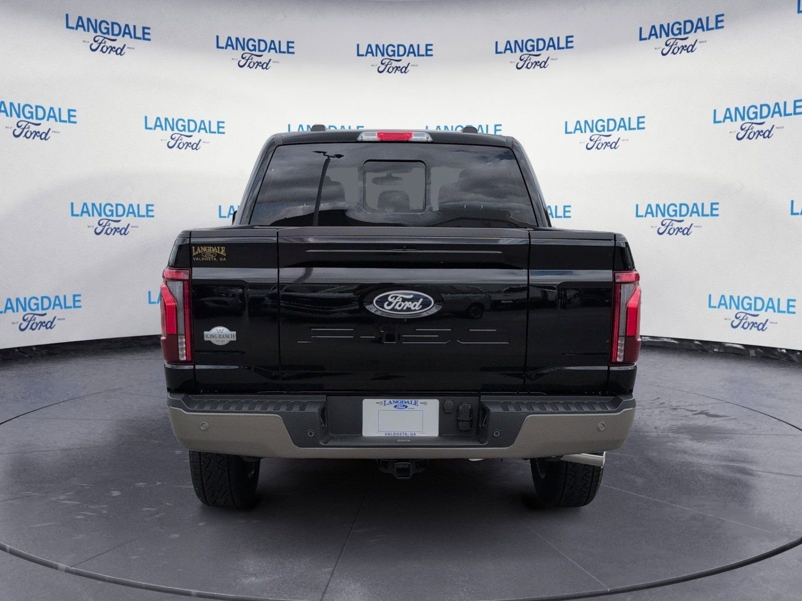 New 2026 Agate Black Metallic Ford King Ranch image 8