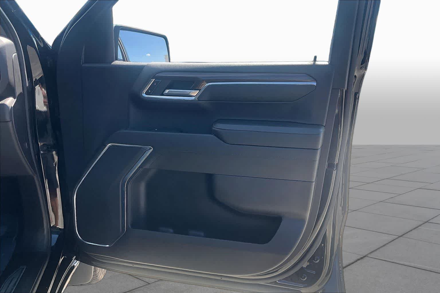Used 2024 Black Chevrolet LT image 22