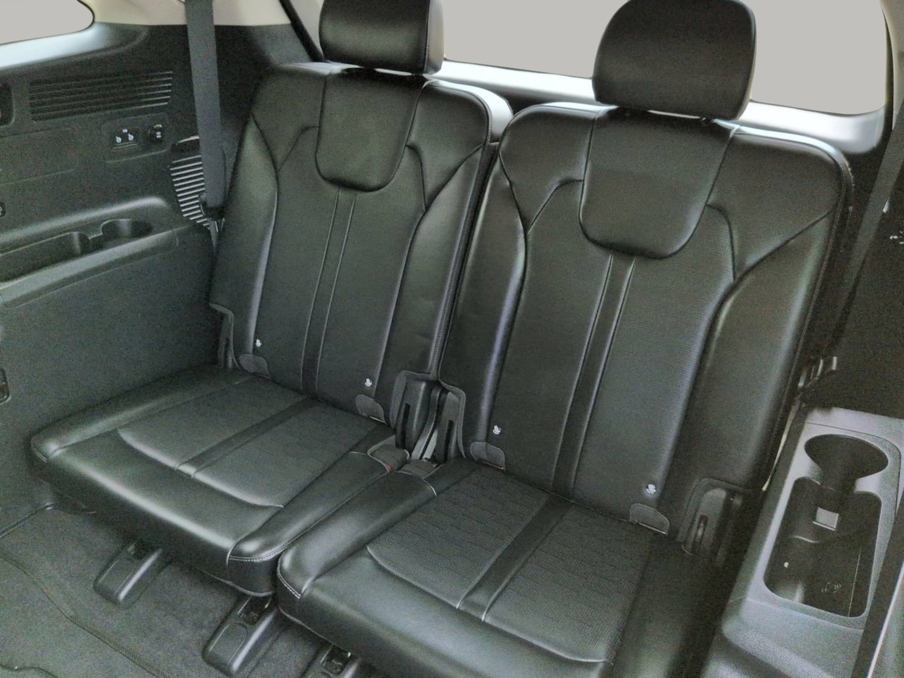Certified Used 2025 Wolf Gray Kia S image 18