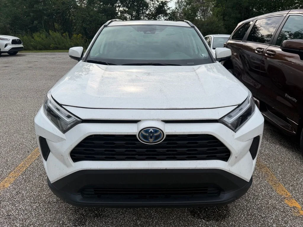 Used 2023 White Toyota XLE image 2