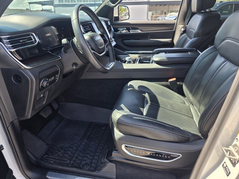 Used 2022 Bright White Clearcoat JEEP SERIES I 4X4 image 11