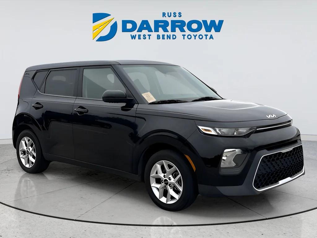 Used 2022 Black Kia LX image 7