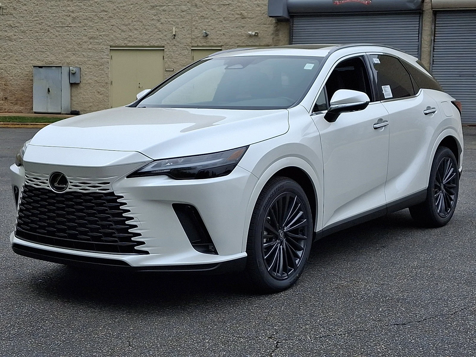 2026 Lexus RX 450h+ Premium - Photo 2