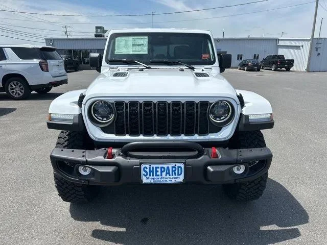 New 2026 Bright White Clear-Coat Exterior Paint Jeep Rubicon image 2