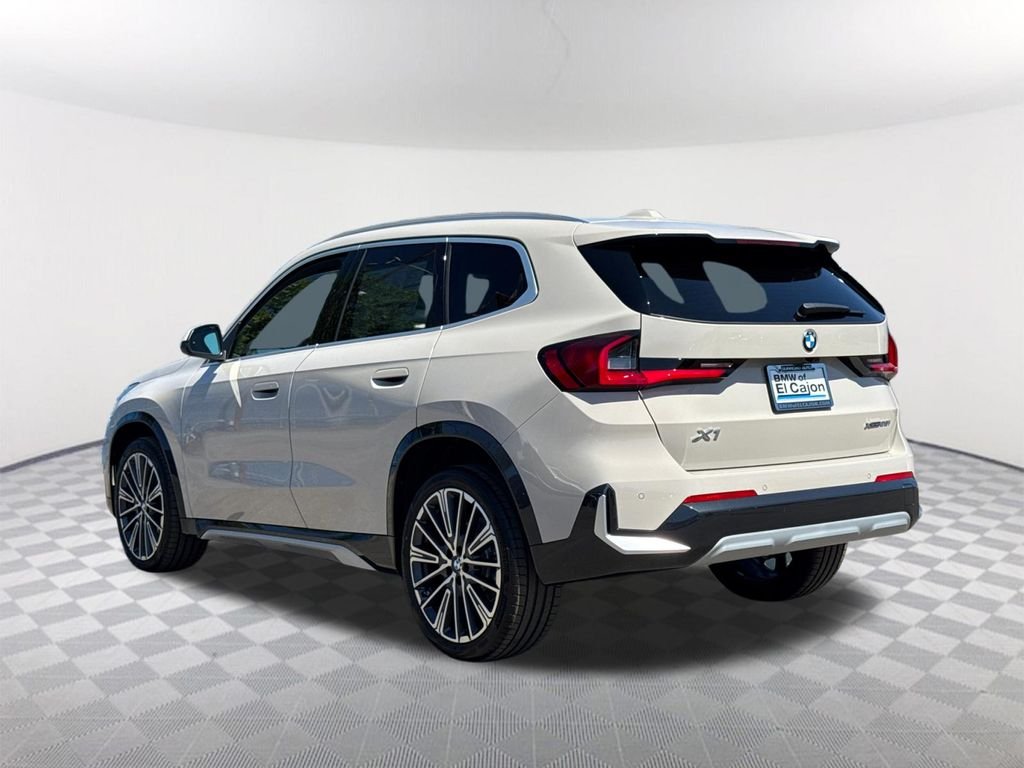 New 2027 Dune Grey Metallic BMW xDrive28i image 4