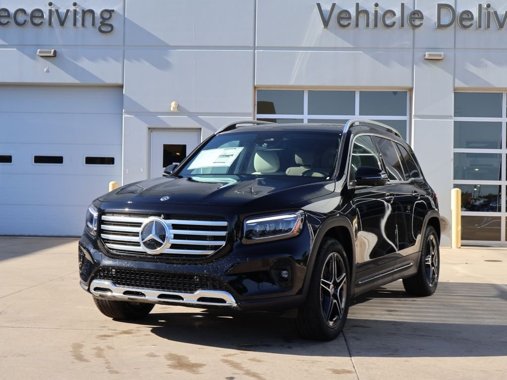 New 2026 Night Black Mercedes-Benz GLB 250 image 3