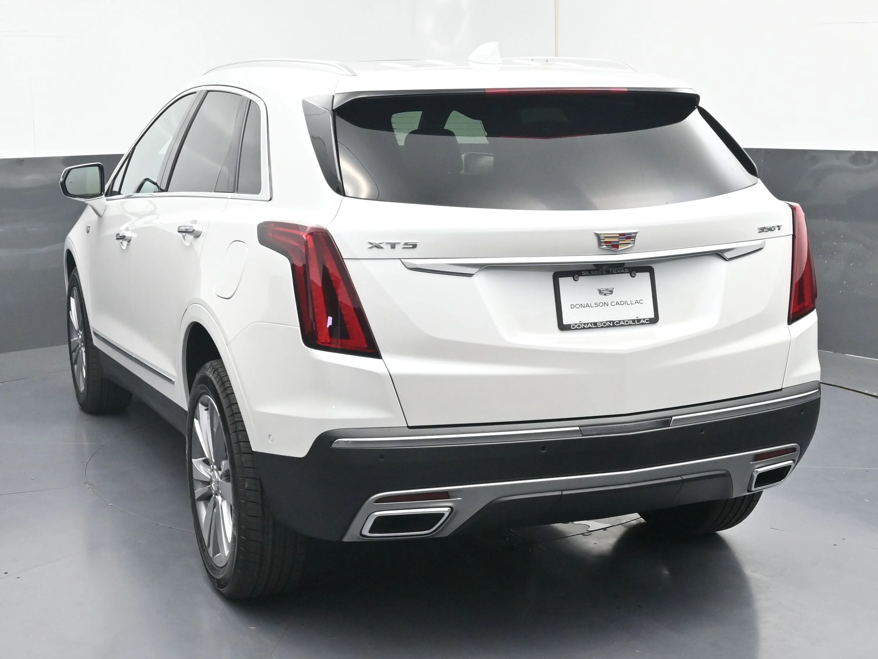 2026 Cadillac XT5 Premium Luxury - Photo 4