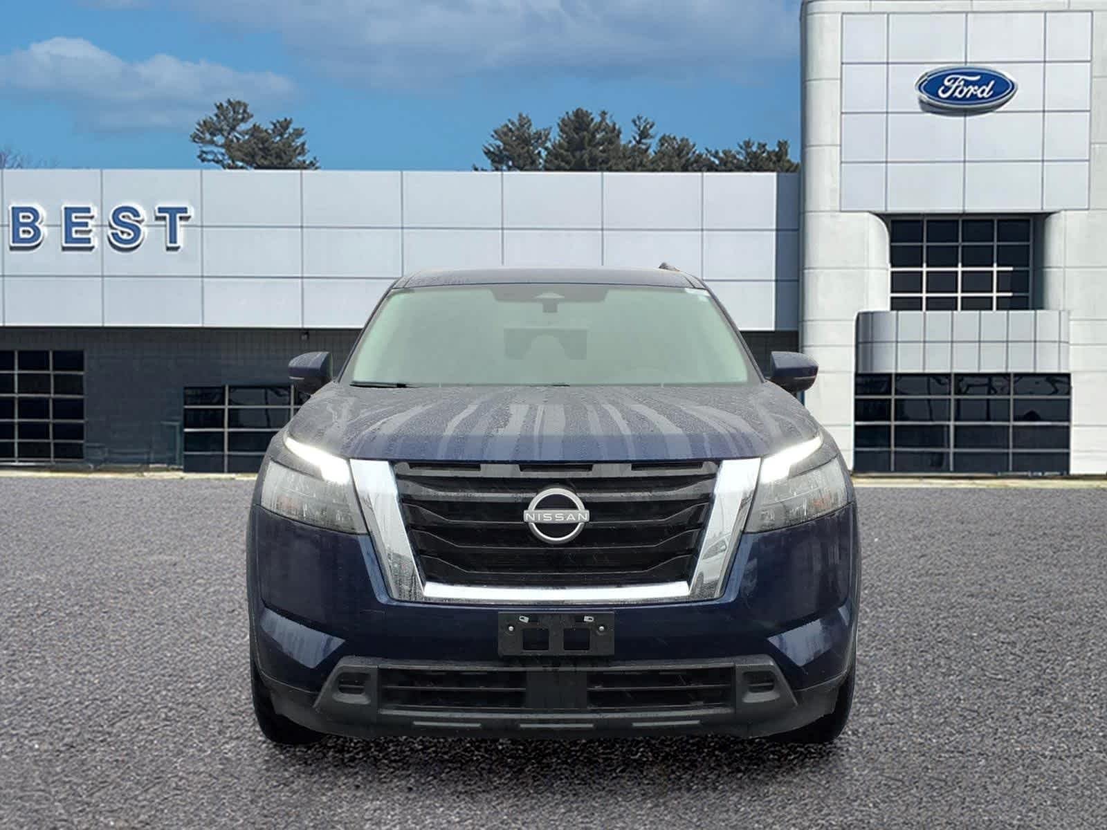 Used 2024 Deep Ocean Blue Pearl Nissan SV image 10