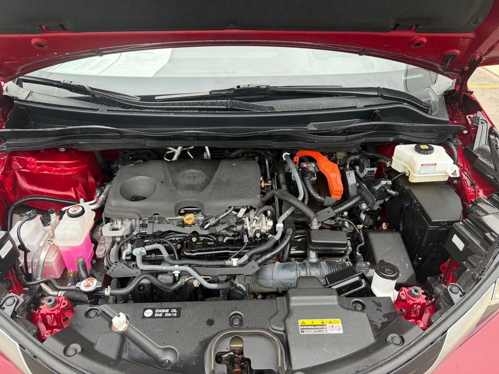 Used 2022 Ruby Flare Pearl Toyota Platinum image 31