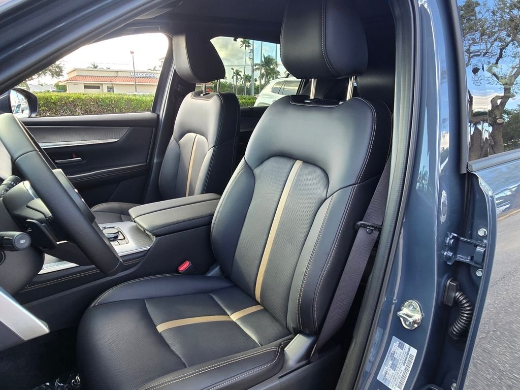 2026 Mazda CX-90 Premium Plus Package - Photo 10