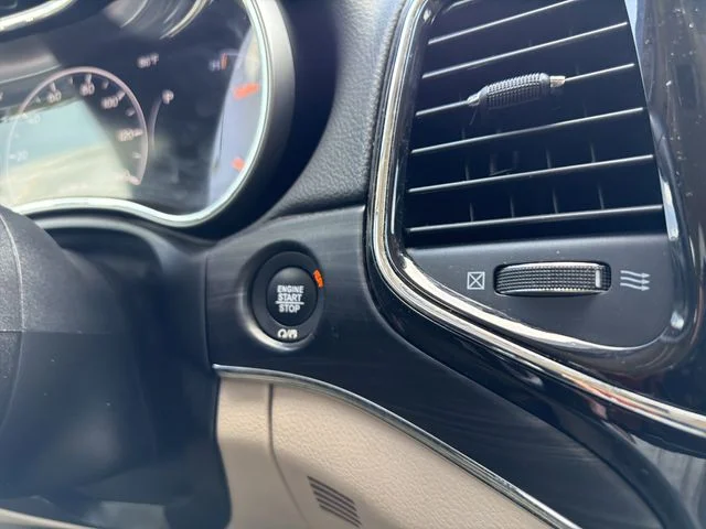 Used 2021 White Jeep Limited image 26
