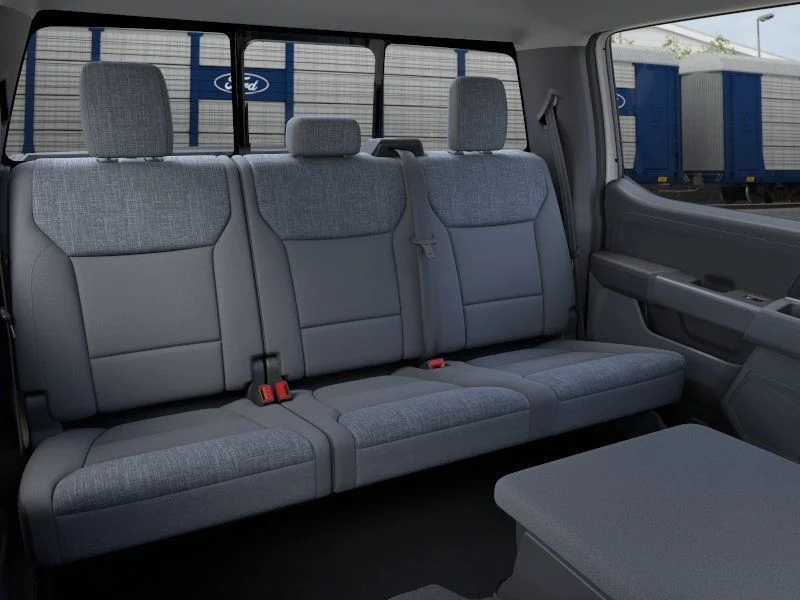 New 2026 Oxford White Ford XLT image 27