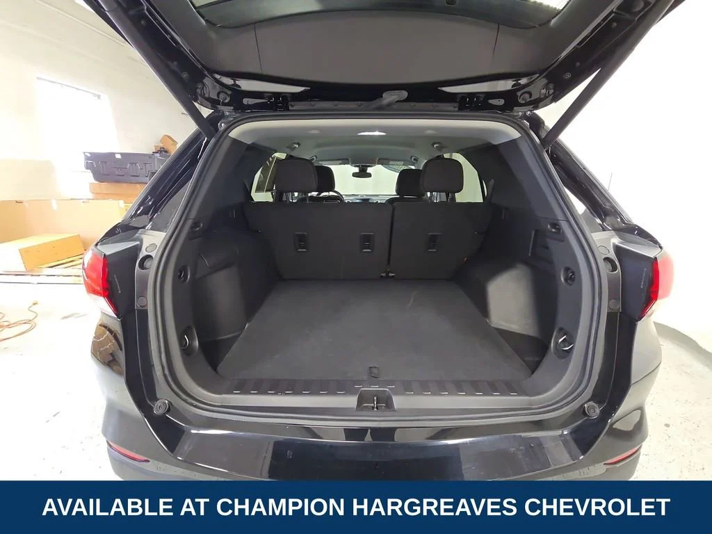 2024 Chevrolet Equinox LT - Photo 34