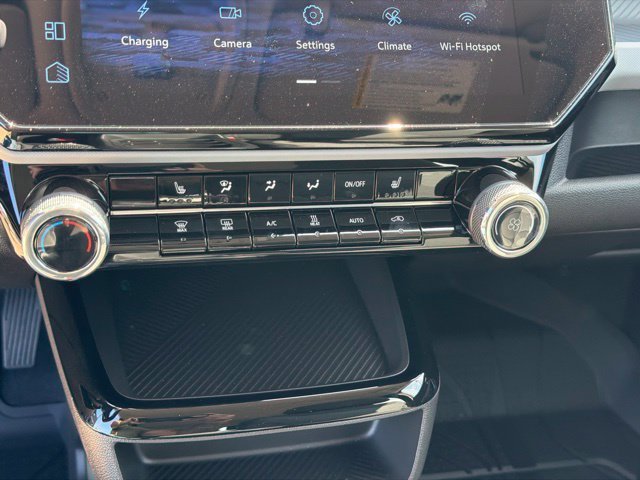 2027 Chevrolet Bolt LT - Photo 18