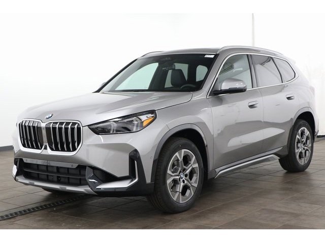 2025 BMW X1 28i