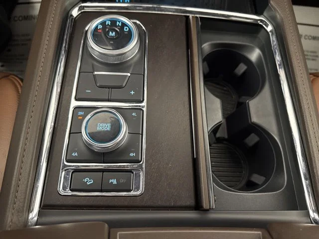 Used 2024 Star White Metallic Tri-Coat Ford King Ranch image 18