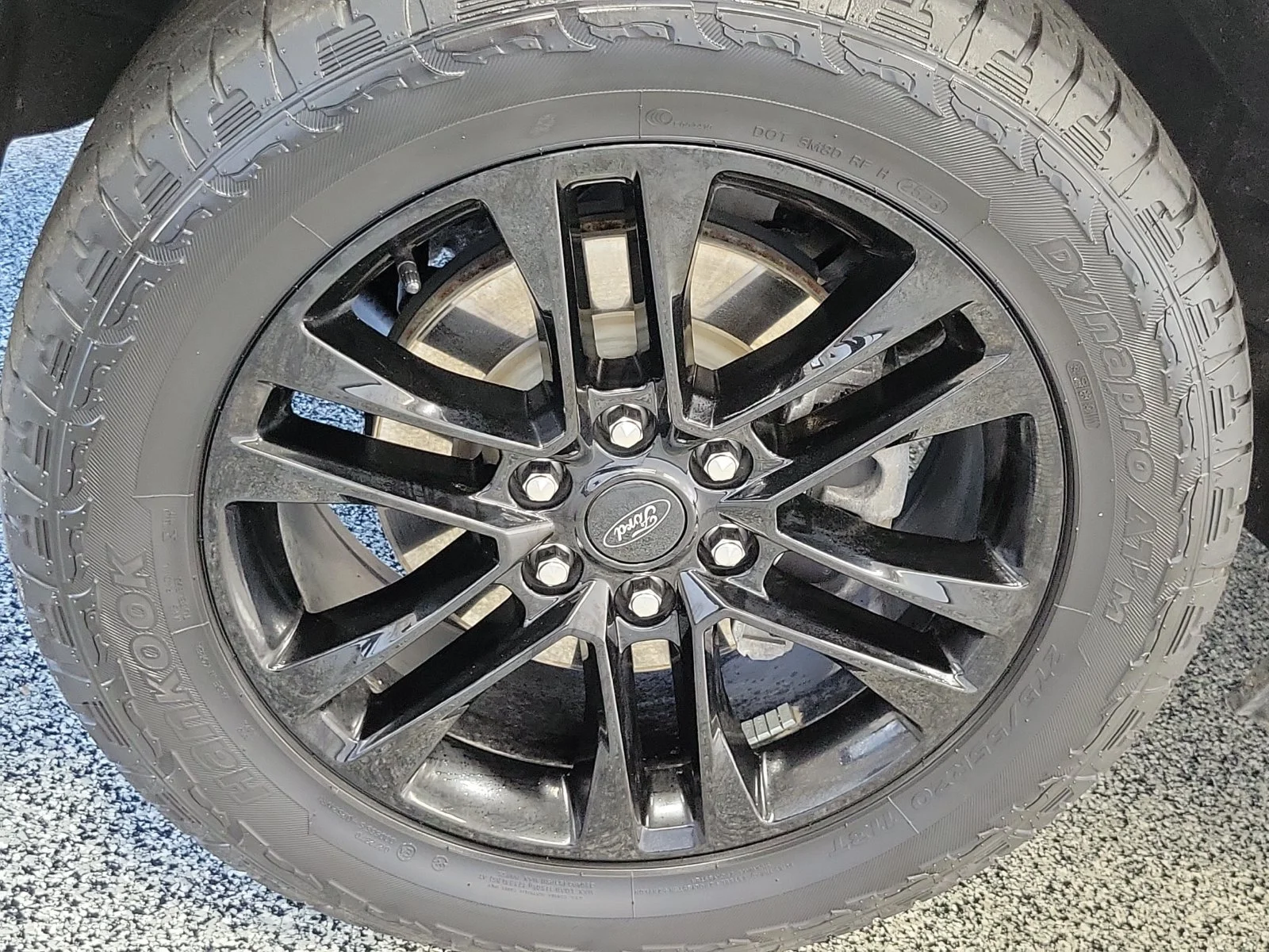 Used 2024 Gray Ford XLT image 5
