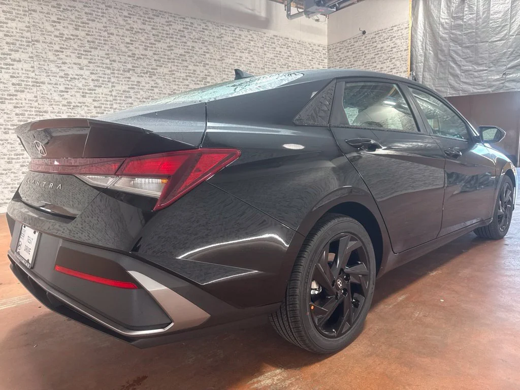 New 2026 Abyss Black Hyundai SEL Sport Plus image 7