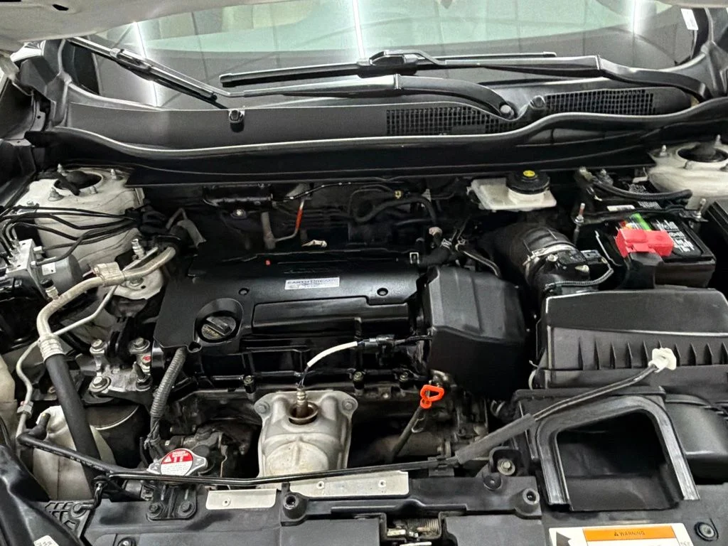 Used 2019 White Honda LX image 30