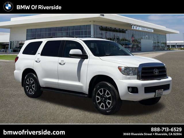 2016 Toyota Sequoia SR5