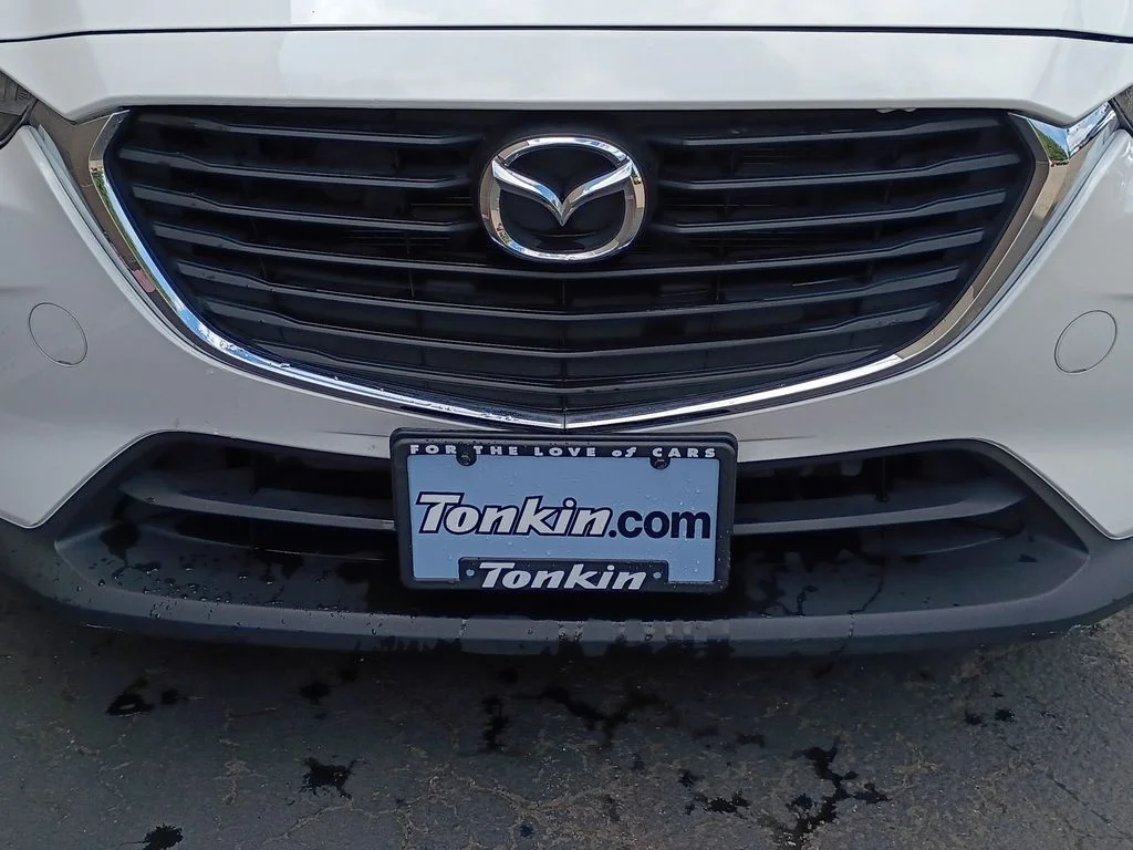 Used 2016 Crystal White Pearl Mica Mazda Touring image 13
