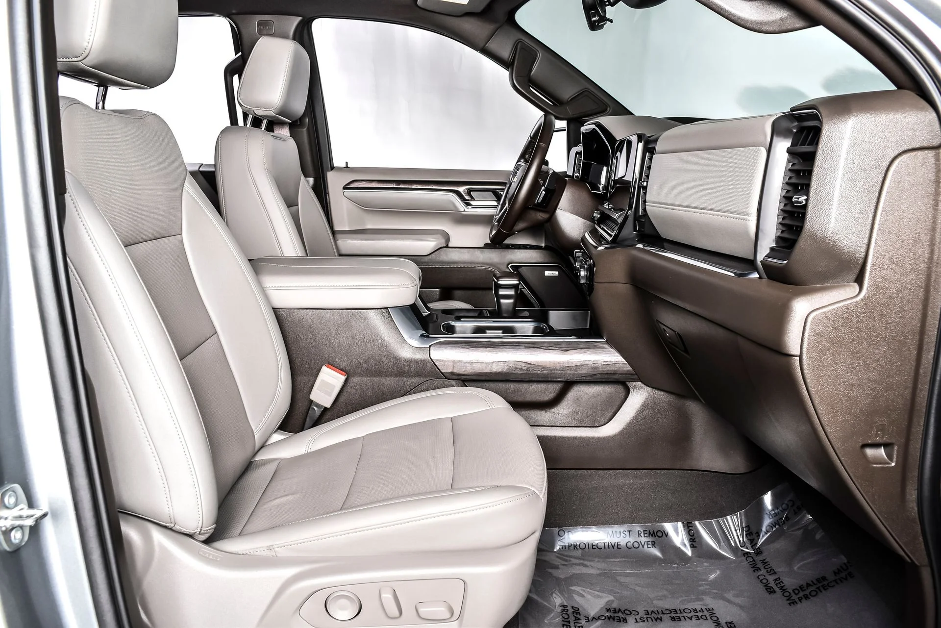 Used 2024 Sterling Gray Metallic Chevrolet LTZ image 25
