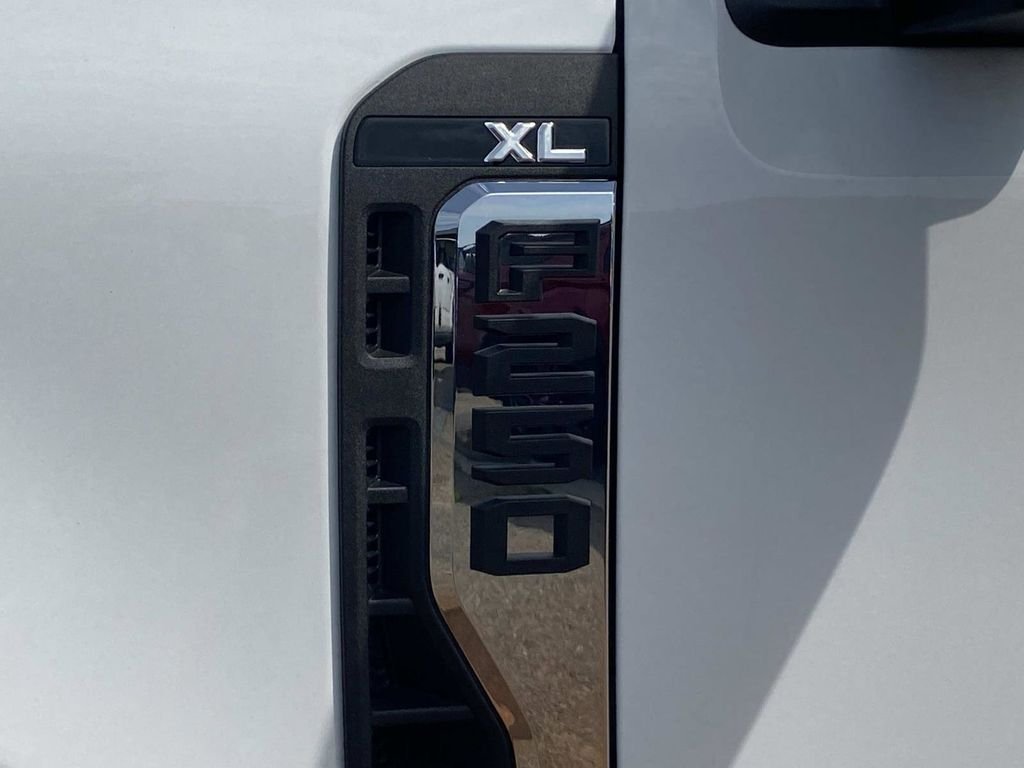 New 2026 Oxford White Ford F-250® XL image 8