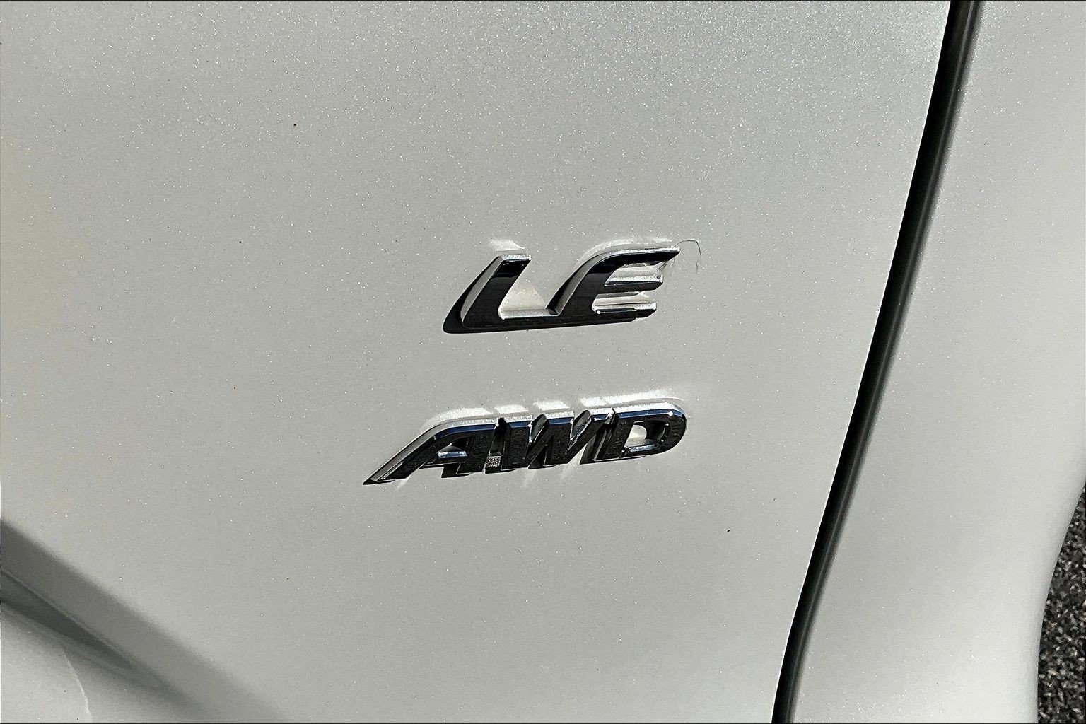 Used 2023 Beige Toyota LE image 21