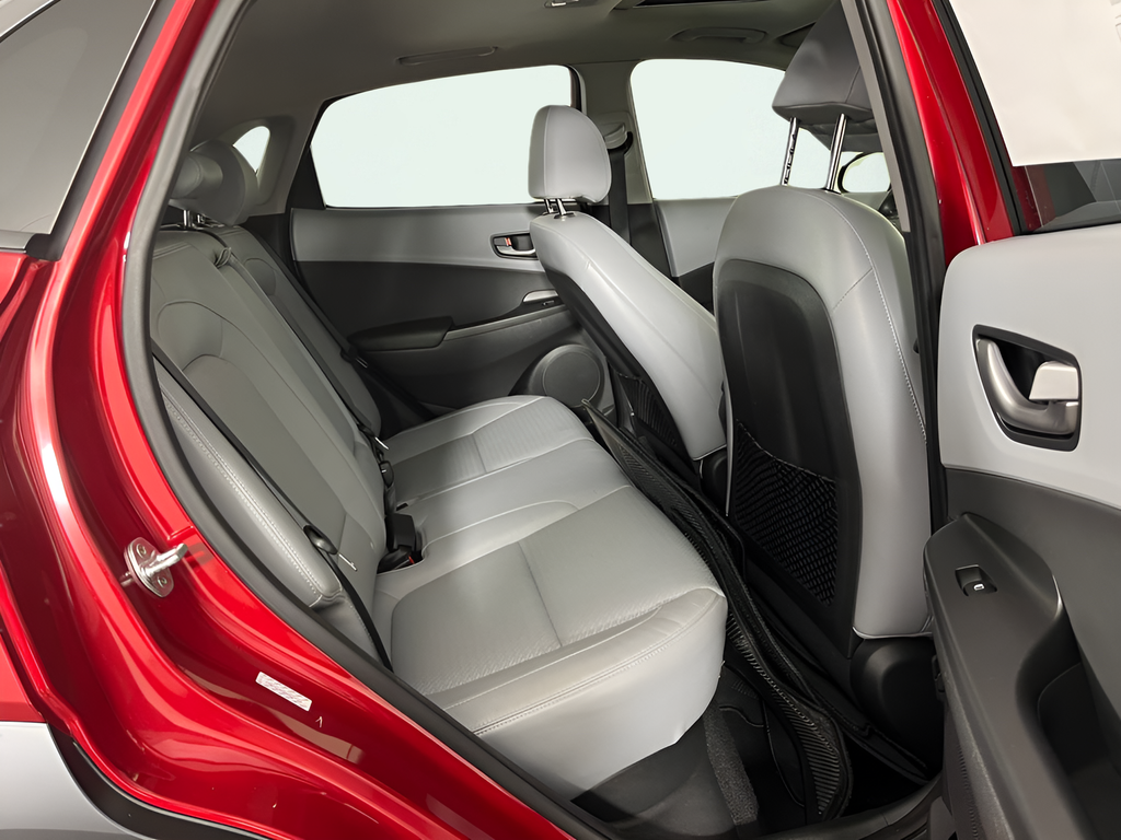 Used 2021 Red Hyundai Ultimate image 14