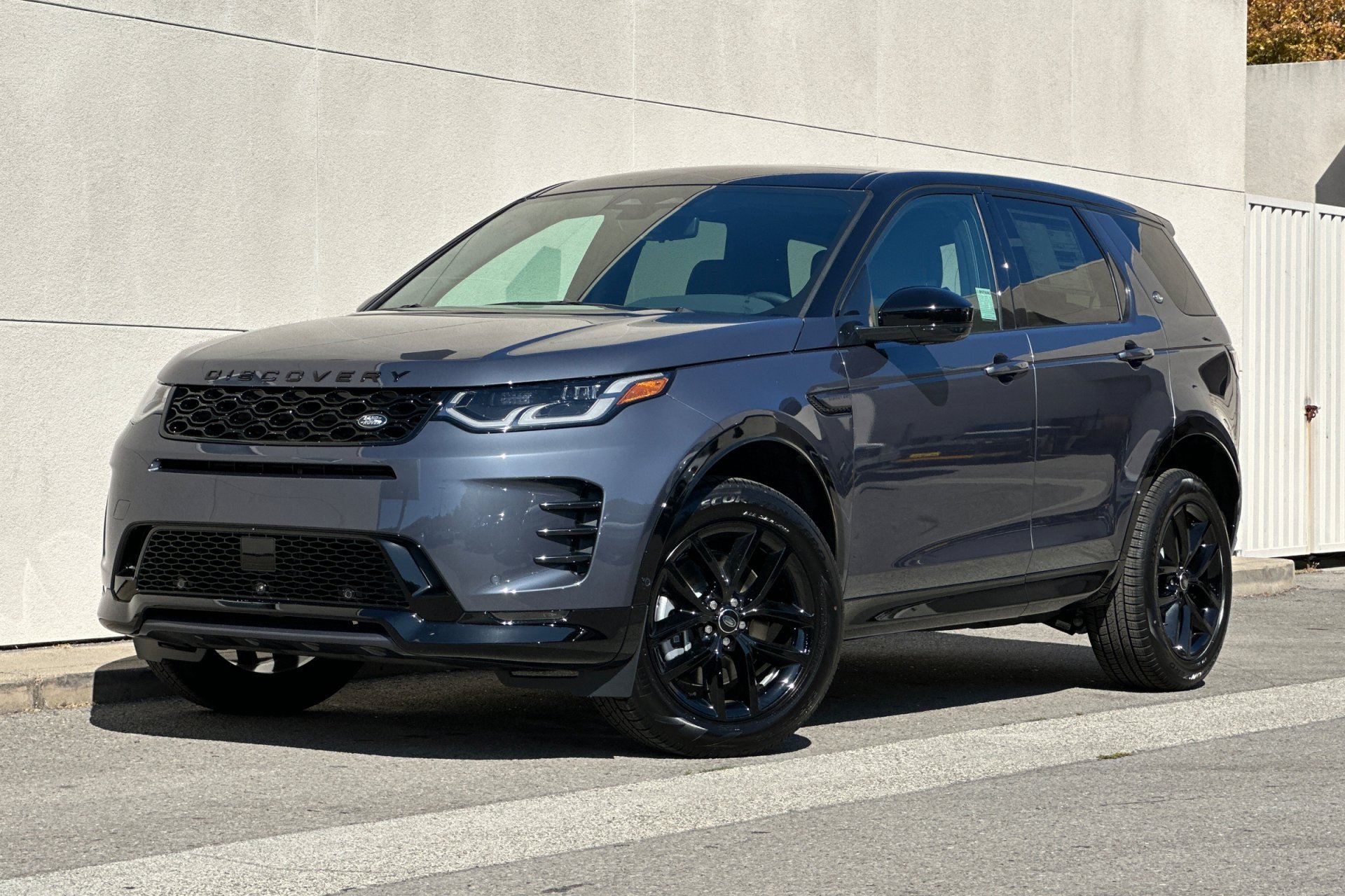 2026 Land Rover Discovery Sport