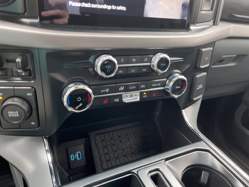 Used 2024 White Ford XLT image 21