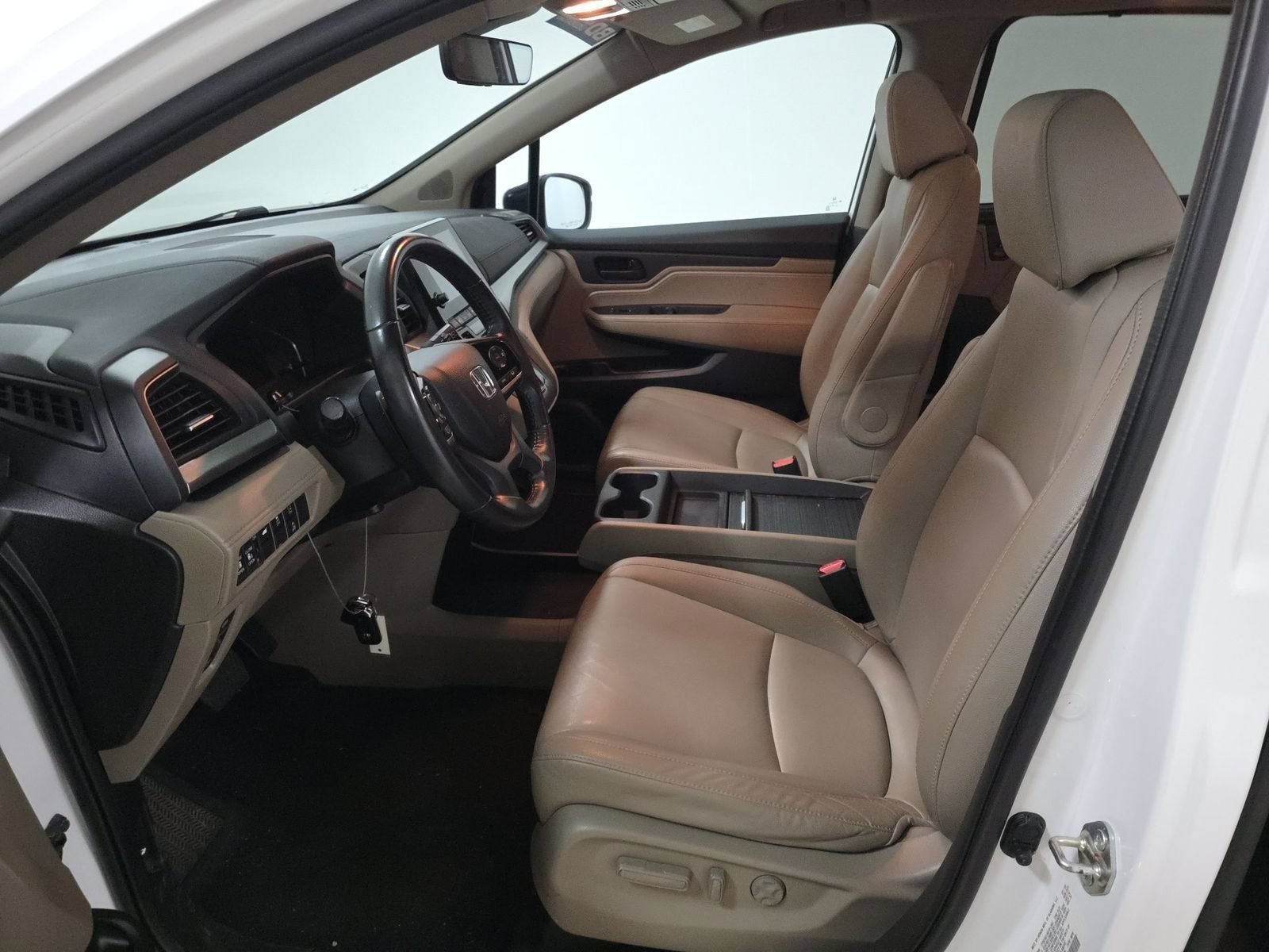 Used 2020 Platinum White Pearl Honda EX-L image 6