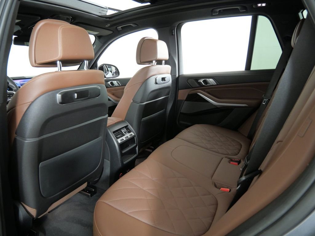 Certified Used 2024 Skyscraper Grey Metallic BMW xDrive40i image 37