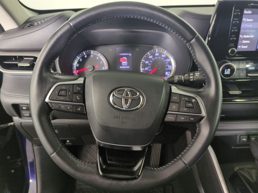 Used 2020 Blueprint Toyota LE image 16