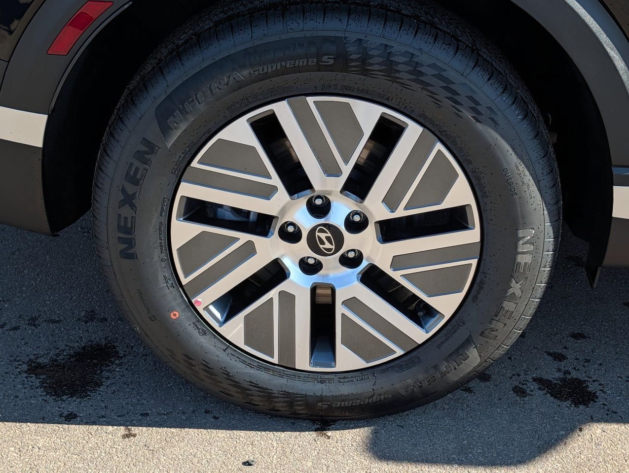 New 2026 Abyss Black Pearl Hyundai SEL Premium 7P image 5