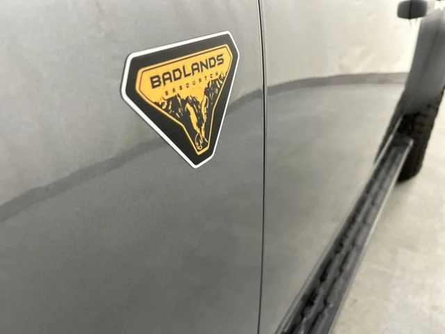 Used 2022 Gray Ford Badlands image 26