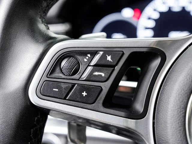 Used 2019  Porsche 4 image 13