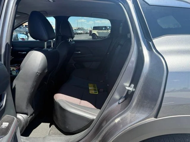 Used 2025 Gray Nissan SR image 16