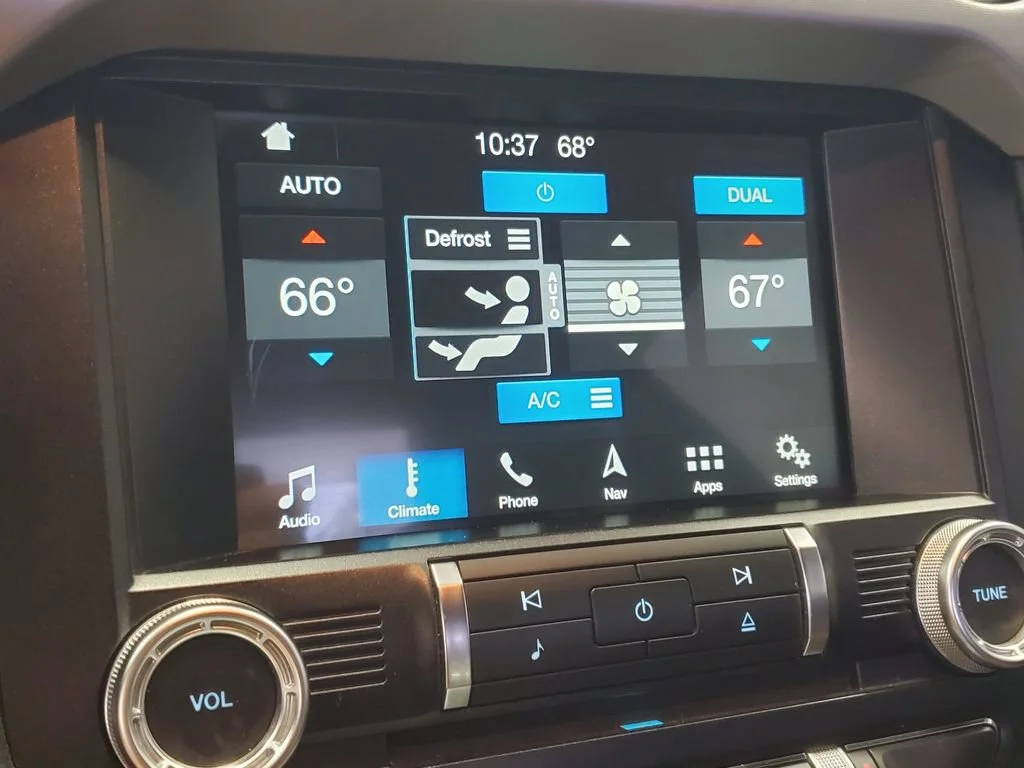 2018 Ford Mustang EcoBoost Premium - Photo 21