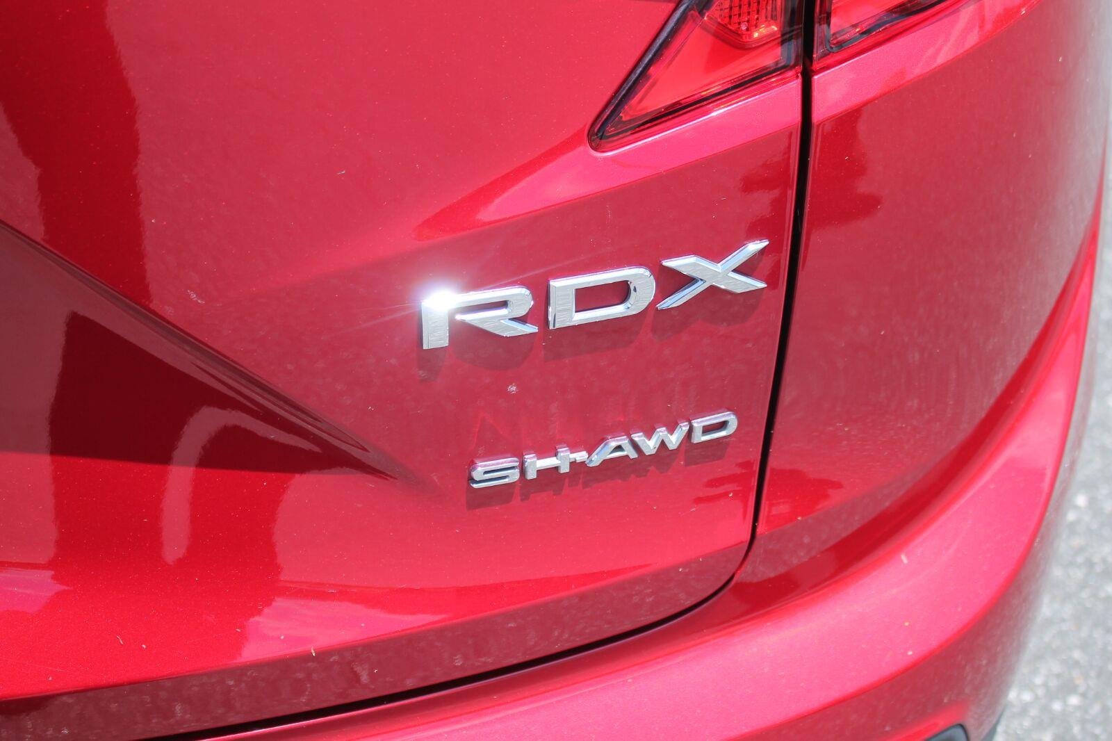 Used 2023 Red Acura SH-AWD image 31