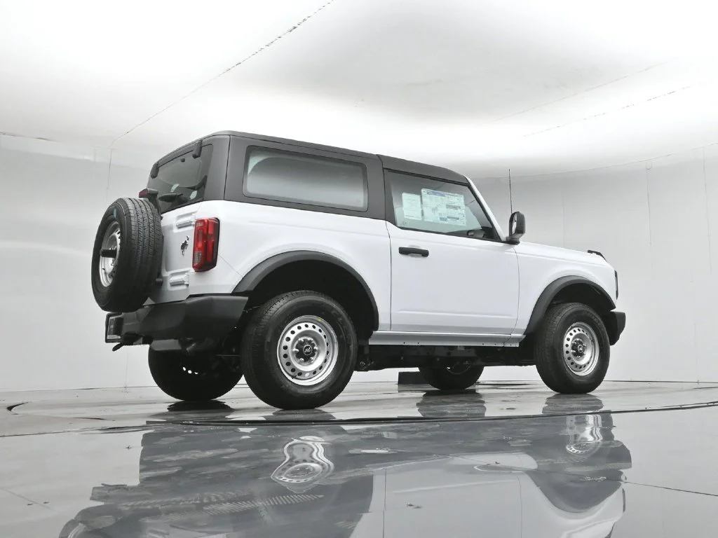 New 2026 Oxford White Ford Base image 44