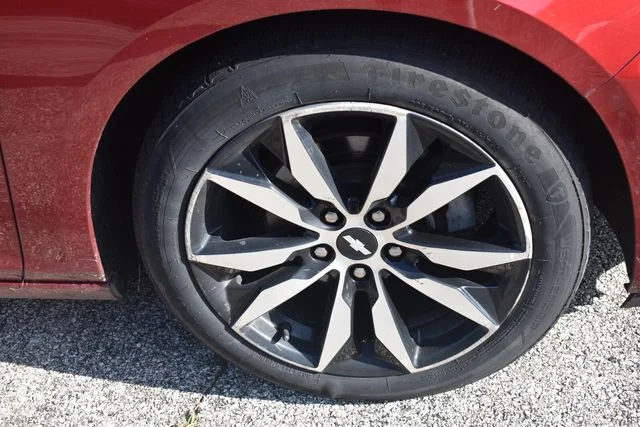 Used 2017 Red Chevrolet LT image 12