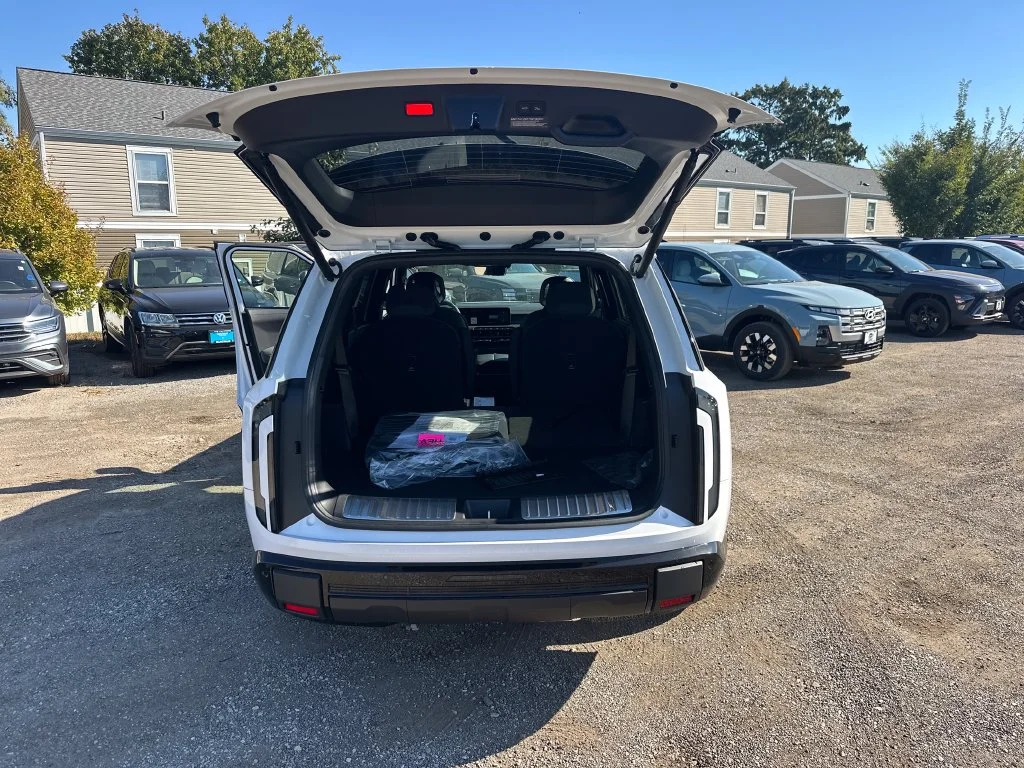 New 2027 Glacial White Pearl Kia X-LINE SX PRESTIGE image 23