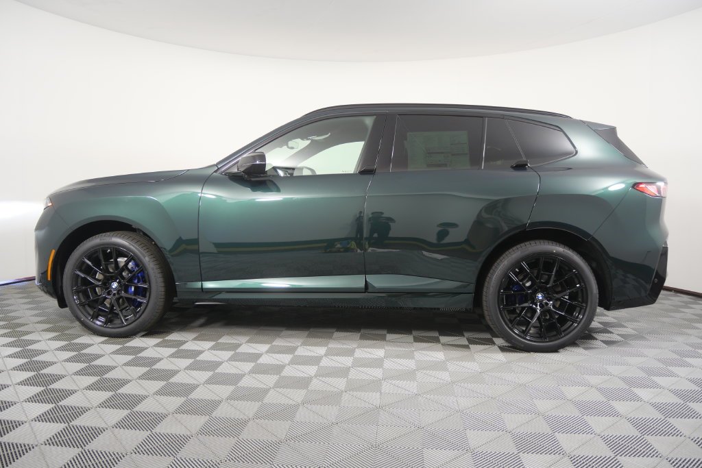 New 2027 Vancouver Green Metallic BMW  image 7