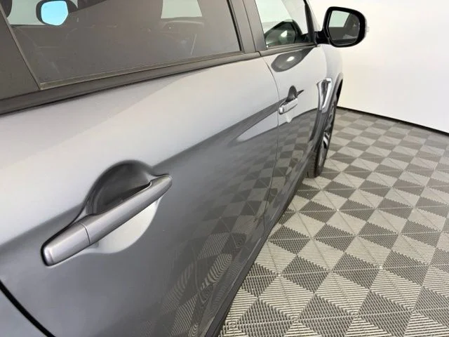Used 2025 Gray Mitsubishi 2.0 S image 9