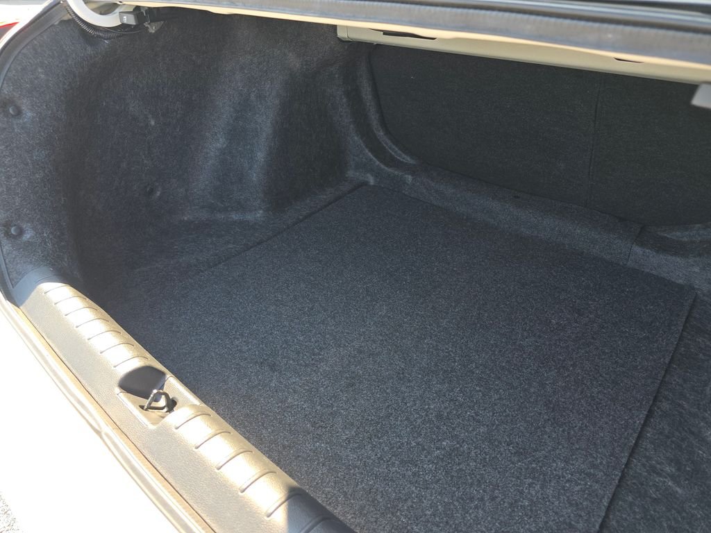 Used 2018  Honda EX image 20