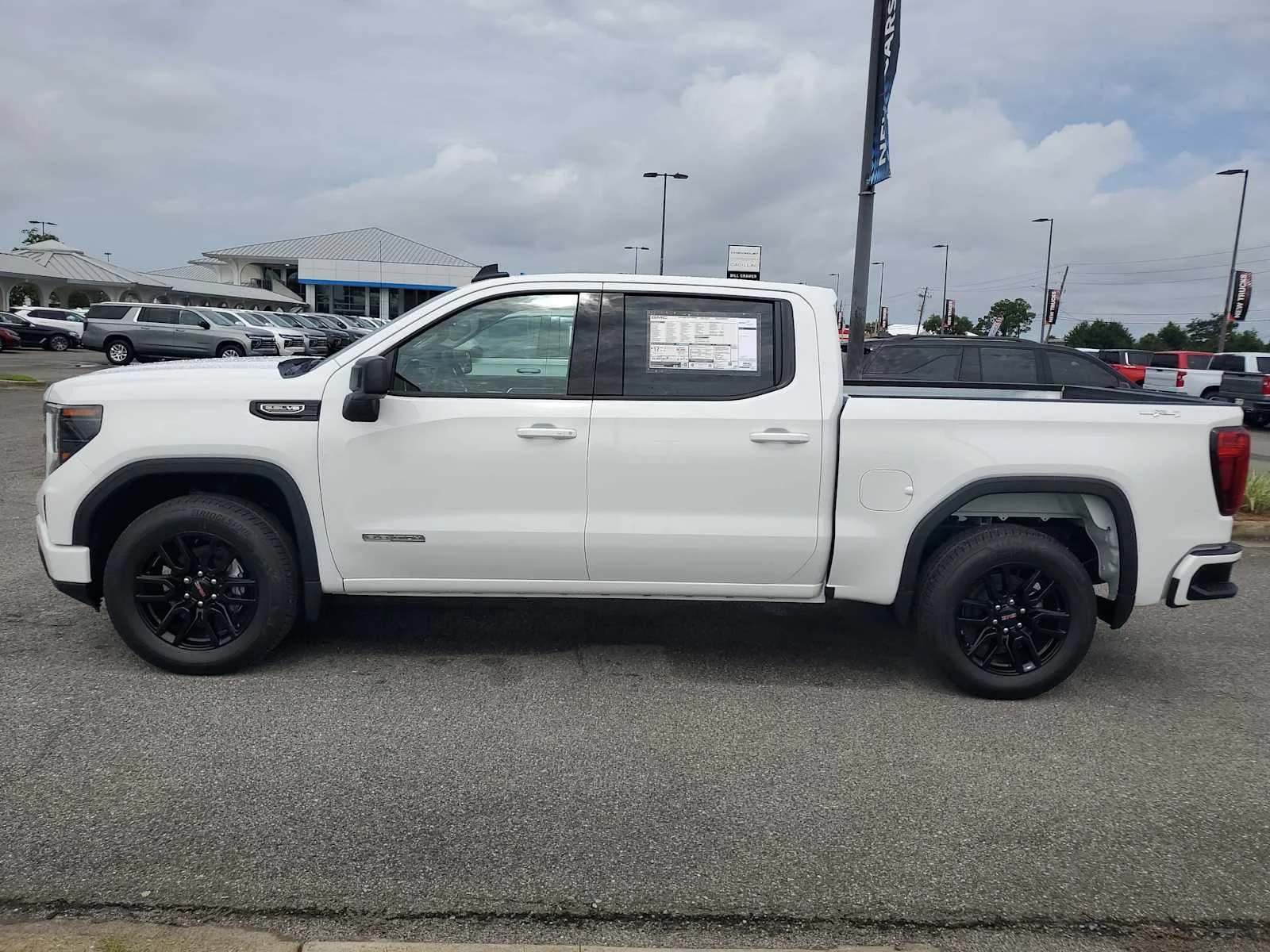 New 2026 Summit White GMC Elevation image 2