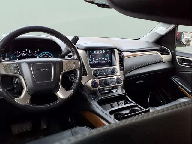 Used 2020 CRIMSON RED TINTCOAT GMC Denali image 5