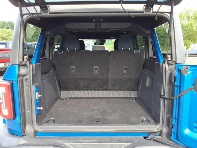 Used 2022 Blue Ford Outer Banks image 8